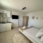 Senka * Neum