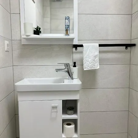 Senka Apartment *